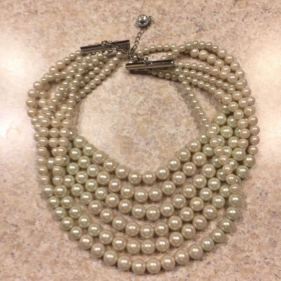 Pearl necklace - Picture 1 of 1